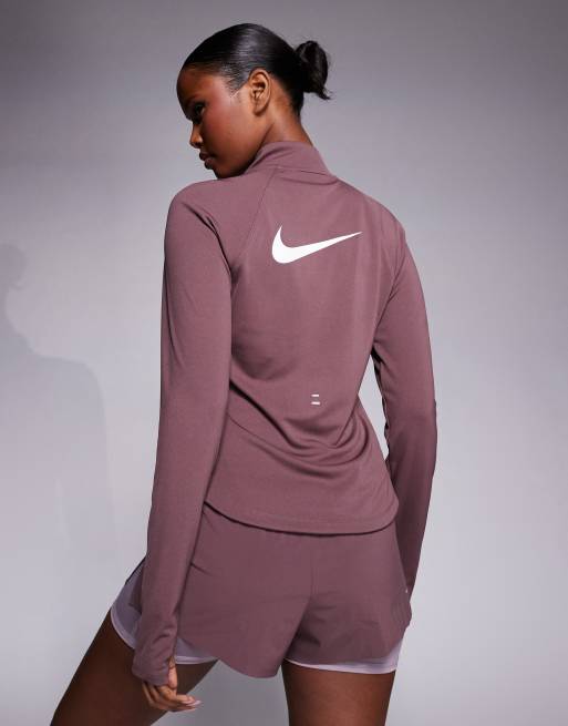 Nike Running - Swift Dri-FIT - Pantaloncini 2 in 1 viola scuro a vita medio alta, 3 di 5