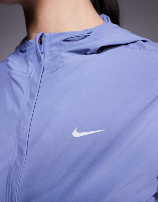 Nike Running Swift Repel jacket in blue, 3 of 4