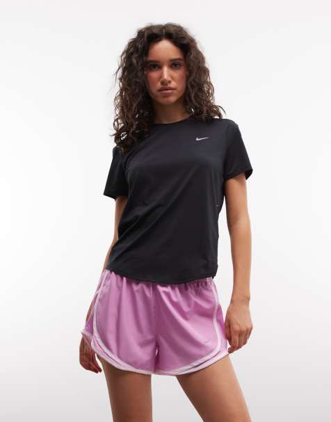 Nike Running Swift t-shirt en noir - view 1