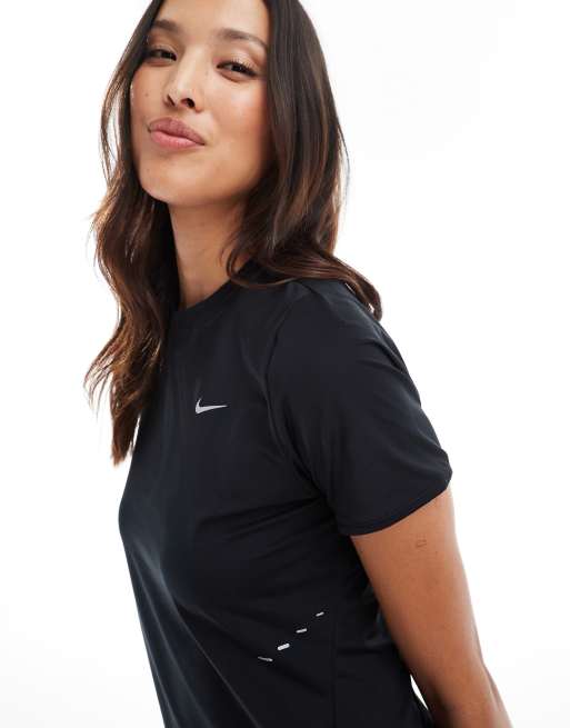 Nike Running - Swift - T-shirt en tissu Dri-FIT - Noir, 2 de 4