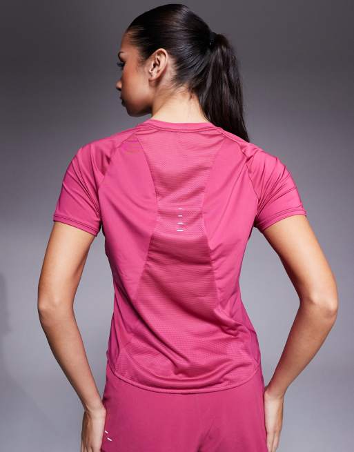 Nike Running Swift t-shirt in pink, 3 of 4