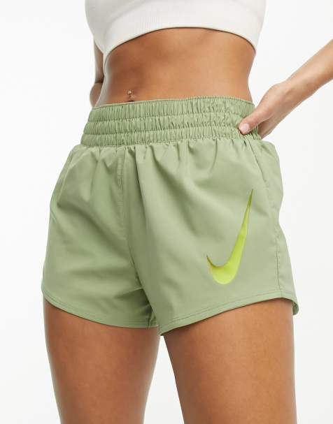 Nike Girls' Alligator Print Tempo Running Shorts