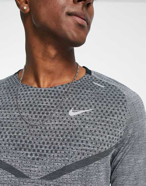 Nike tech 2024 knit shirt