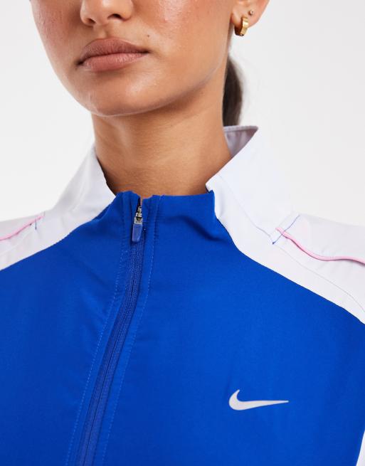 Nike Running Tempo Dri-FIT jacket in blue and white, 3 of 4