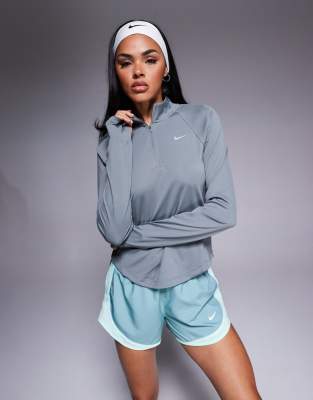 Nike Running - Tempo Dri-FIT - Langärmliges T-Shirt in Grau mit kurzem Reißverschluss