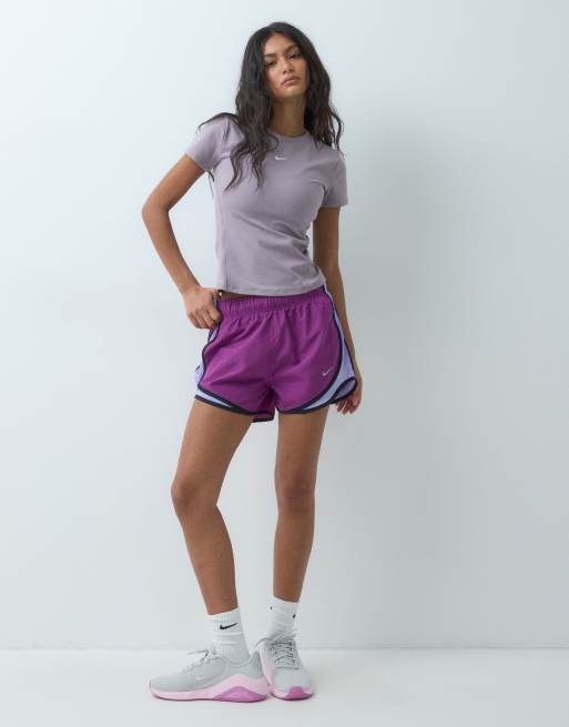 Nike Running Tempo Dri-FIT mid-rise 3inch short in light purple, 2 of 5