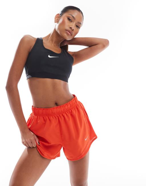 Nike Running - Tempo Dri-FIT - Pantaloncini rossi a vita medio alta da 3", 3 di 5