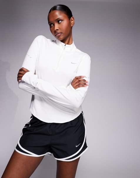Nike Running - Tempo Dri-FIT - Sorte 3-tommers shorts med hvide detaljer og mellemhøj talje - view 1