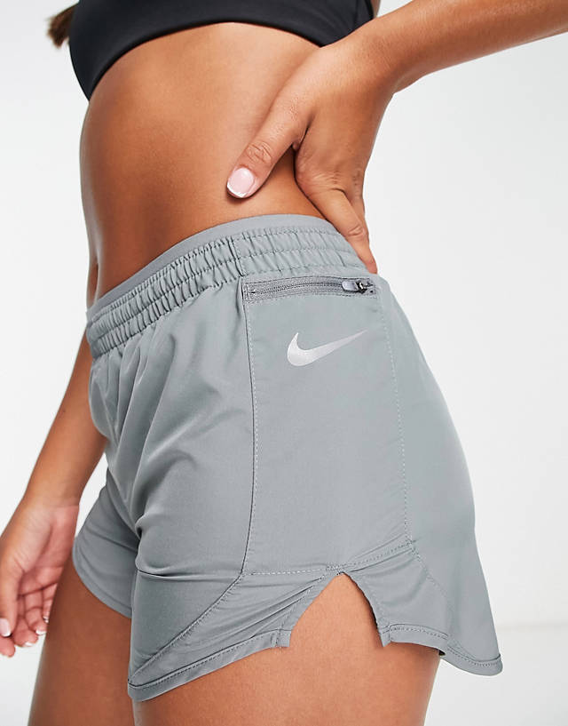 Nike Running - tempo luxe 3inch shorts in grey