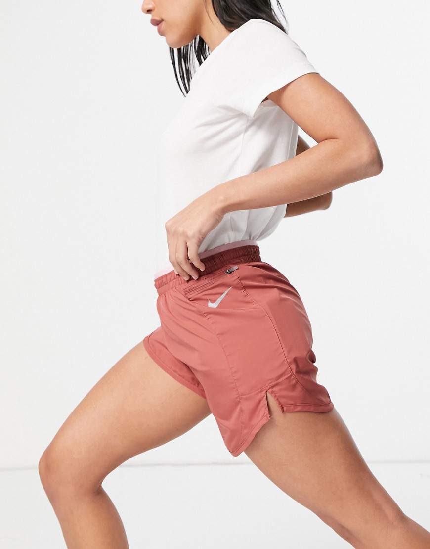 Nike Running - Tempo Luxe - 5-inch short in roestkleur-Bruin