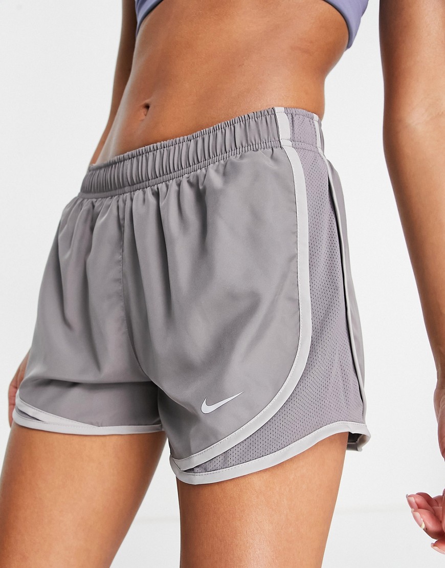 Nike Running tempo running short in gray-Grey