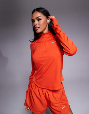 Nike Running - Tempo - Sweat à col zippé en tissu Dri-FIT - Rouge
