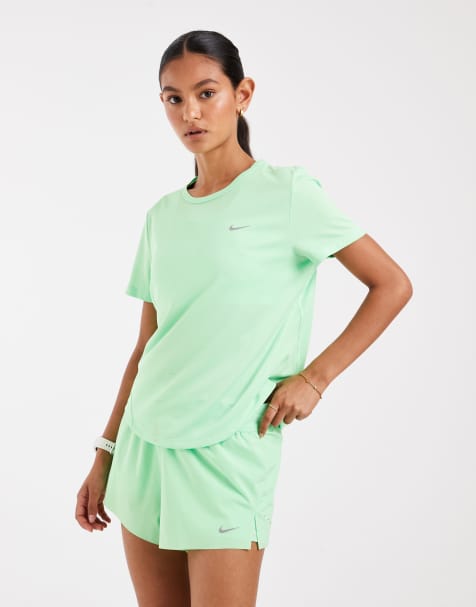 Nike Running - Tempo - T-shirt en tissu Dri-FIT - Vert - view 1