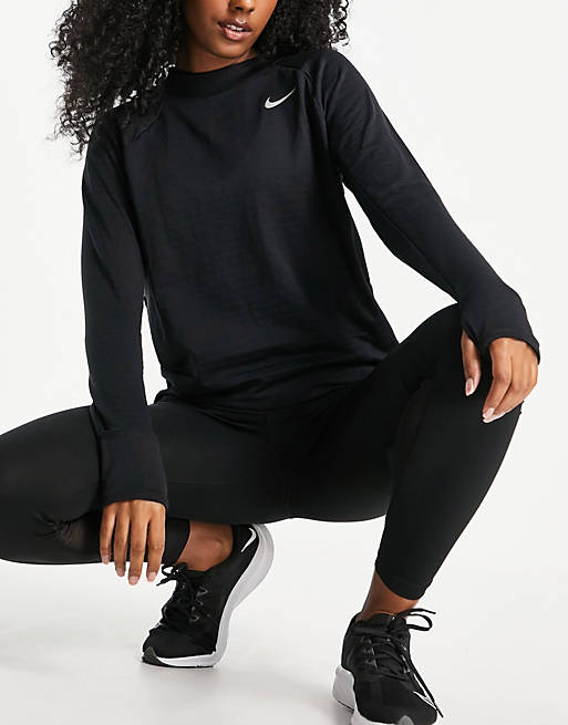 Sportswear Nike Running Therma-FIT Element crew top in black 