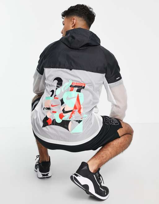 Nike Running - Tokyo - Windjack in wit