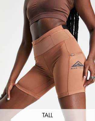 Nike Running Nike Running Trail epic luxe booty leggings shorts in beige-Neutral