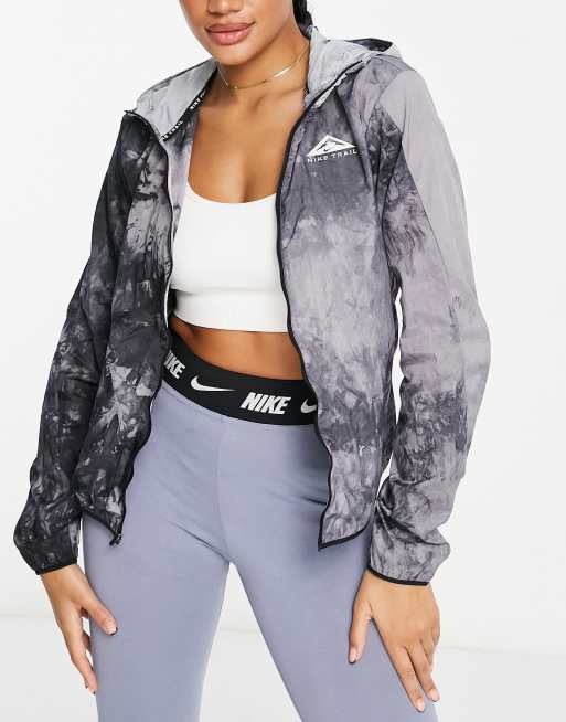 Nike Running - Trail - Jack met print in zwart