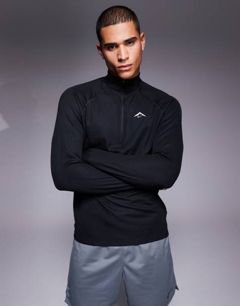 Nike Running Trail logo half zip sweatshirt in black - view 1