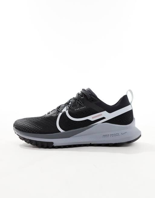 Nike Running Trail Pegasus men's trainers in black and white ASOS