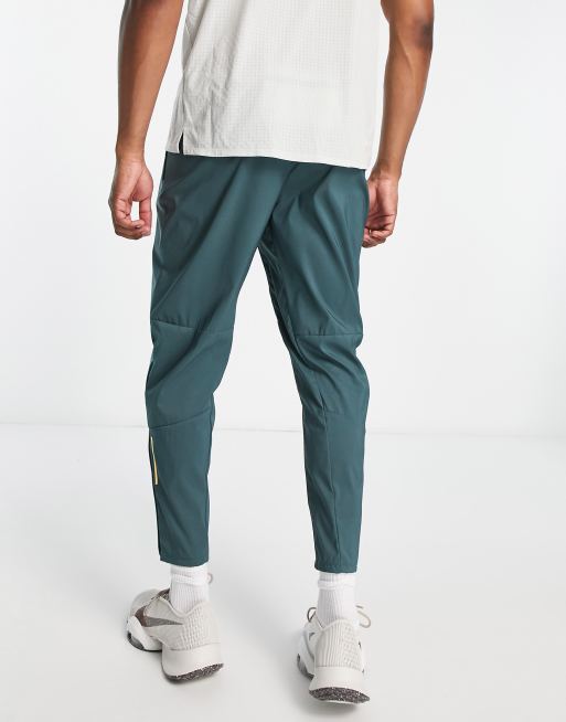 Nike Running Trail Phenom Elite joggers in green