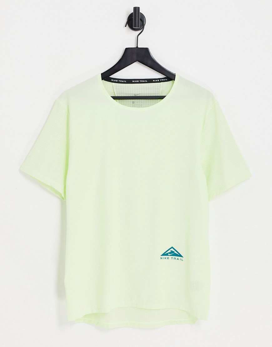 Nike Running Trail Rise 365 T-shirt in lime-Green