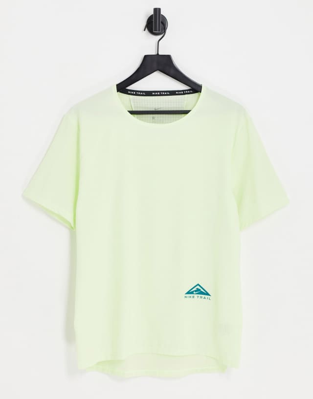 Nike Running Trail Rise 365 T-shirt in lime