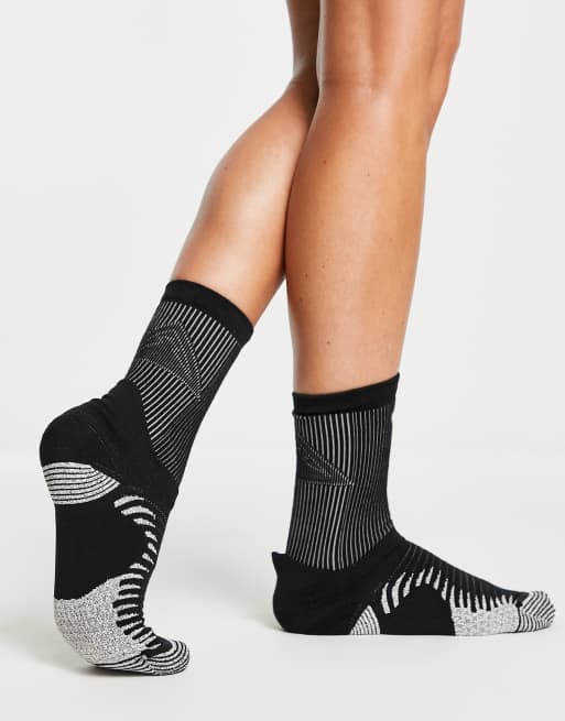 Nike black running store socks