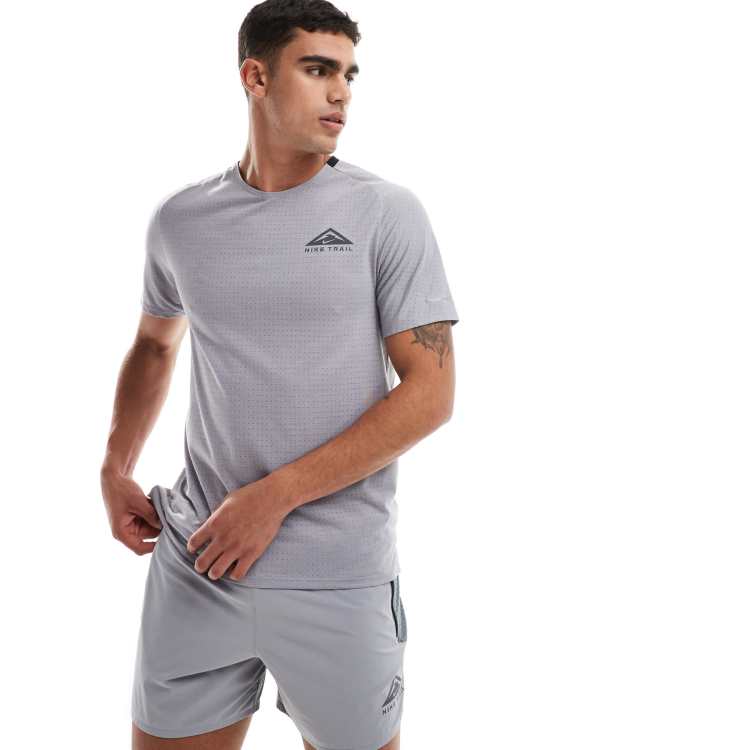 nike trail shorts tシャツ まとめ売り 206572753-1-grey?$n_750w$&wid=