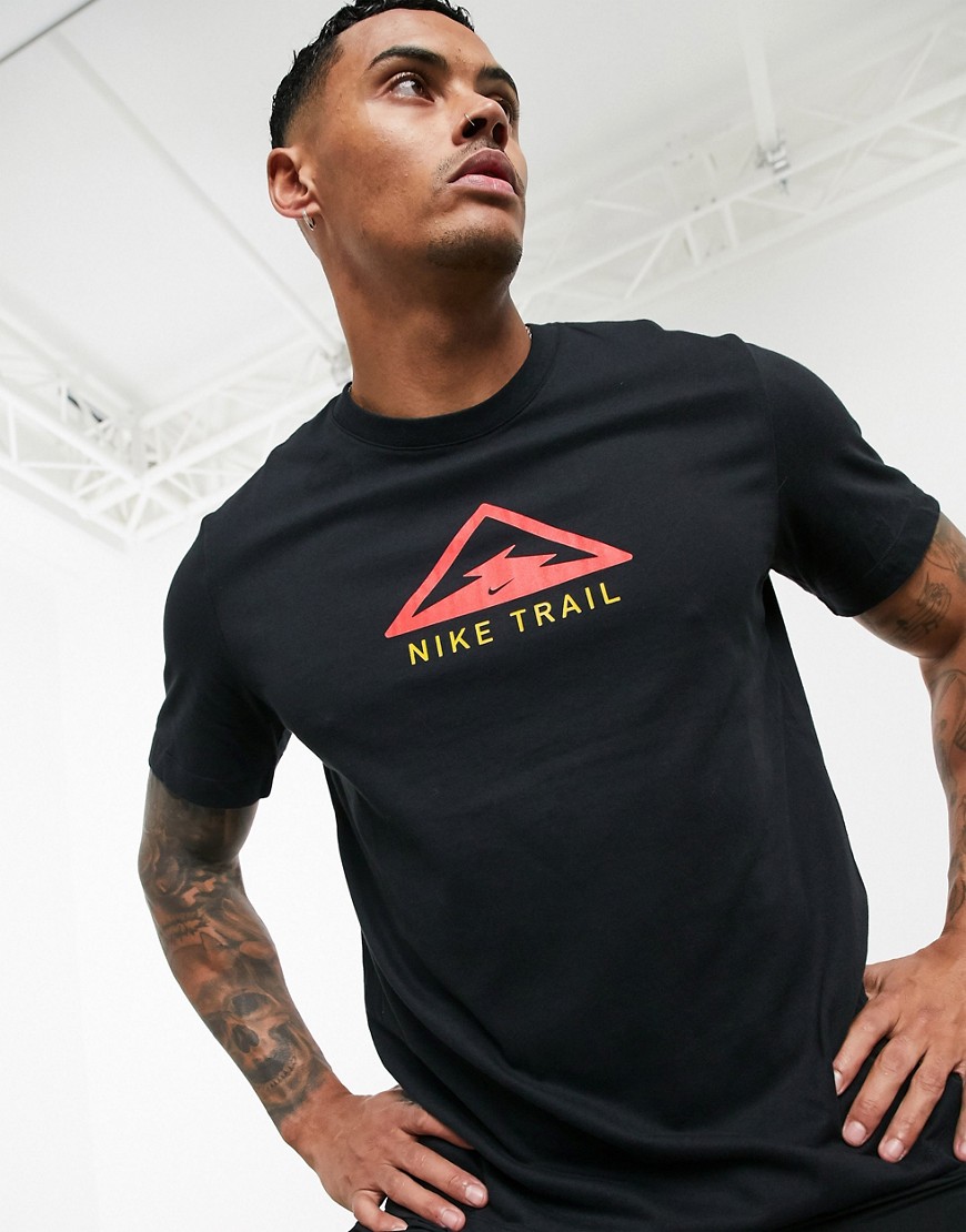 Nike Running Trail - T-shirt nera con logo-Nero