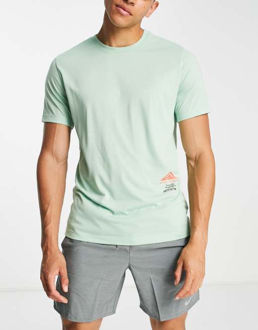 Light green nike clearance shirt