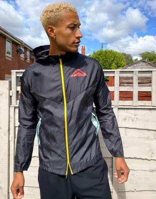 nike trail jacket