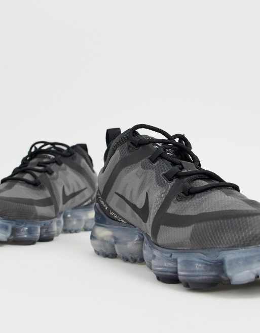 Nike running vapormax 2019 trainers best sale in grey