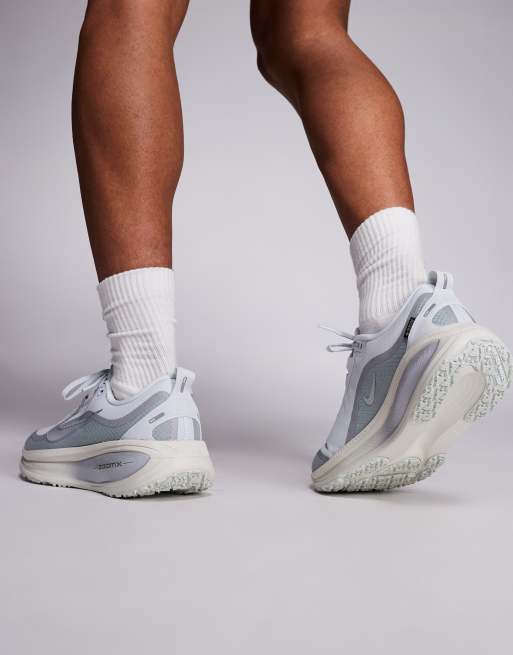 Nike Running - Vomero 18 GORE-TEX - Sølvfarvede sneakers, 3 af 5
