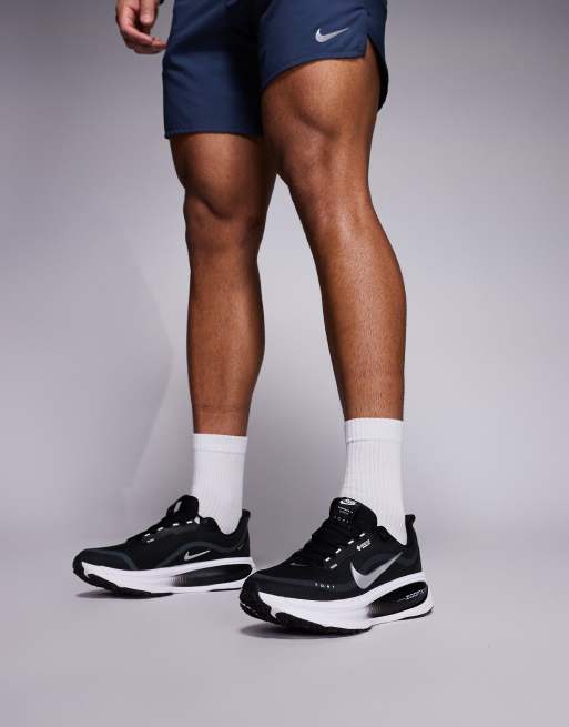 Nike Running - Vomero 18 Gore-TEX - Sneakers nere e bianche, 5 di 5