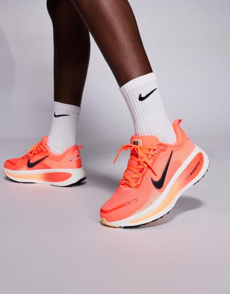 Nike Running – Vomero 18 – Sneaker in Rosa und Orange - view 1