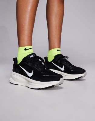 Nike Vomero 18 Sneakers In Black