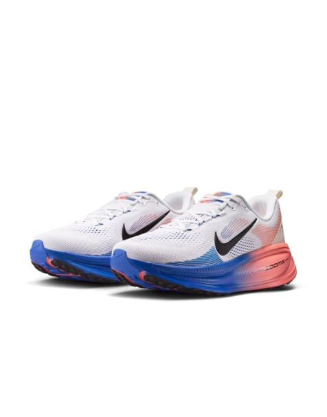 Nike Running Vomero 18 sneakers in blue and pink - view 1