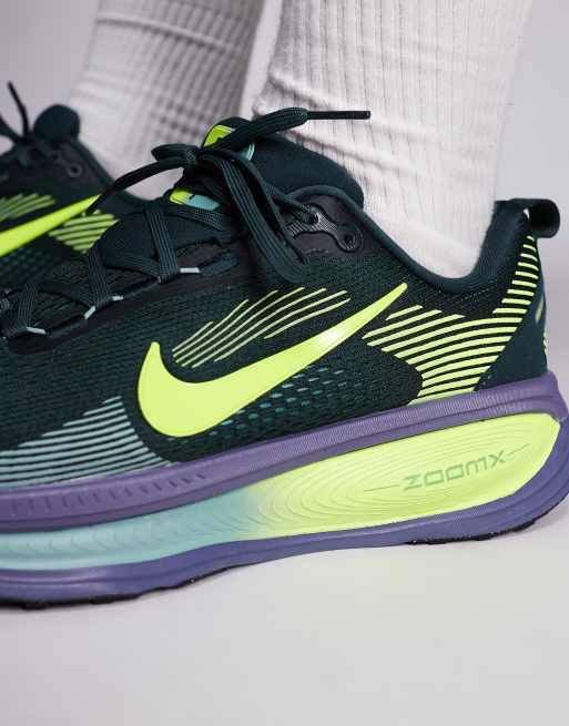 Nike Running Vomero 18 sneakers in green, 4 of 5