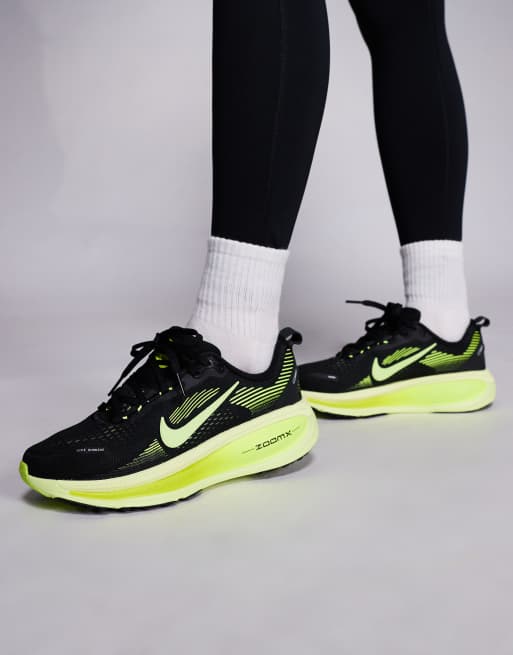 Nike Running - Vomero - 18 Sneakers in zwart en groen, 4 van 5