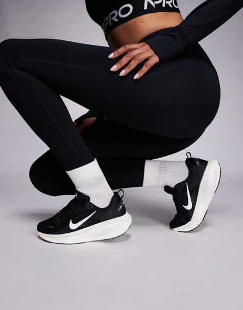 Nike Running - Vomero 18 - Sneakers nere e bianche - view 1