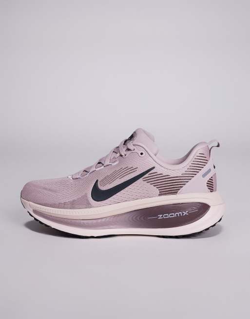 Nike Running Vomero 18 trainers in brown, 2 of 5