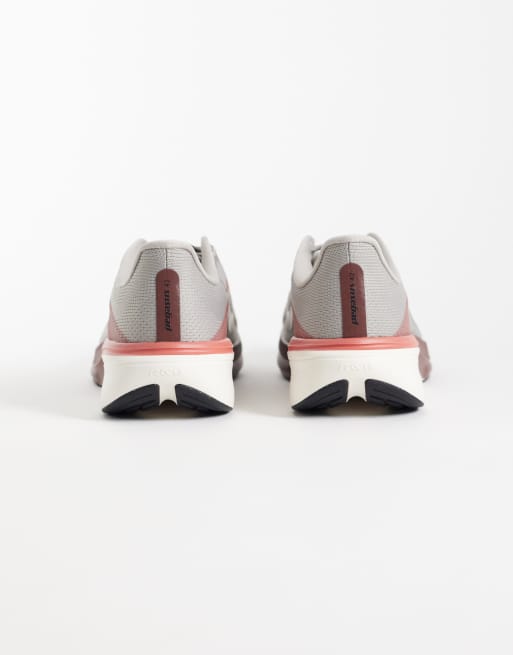 Nike Running Vomero 18 trainers in brown, 2 of 5