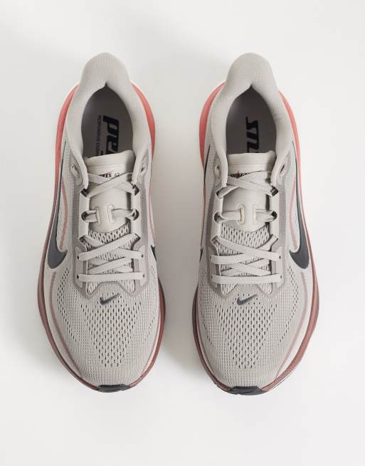 Nike Running Vomero 18 trainers in brown, 3 of 5