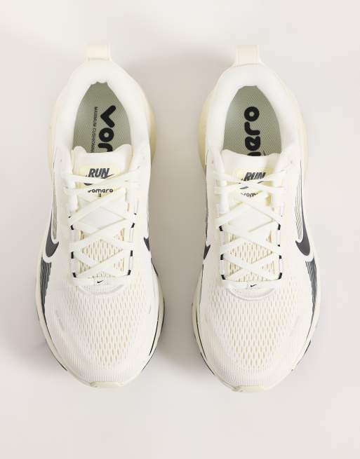 Nike Running Vomero 18 trainers in off white & black, 2 of 5