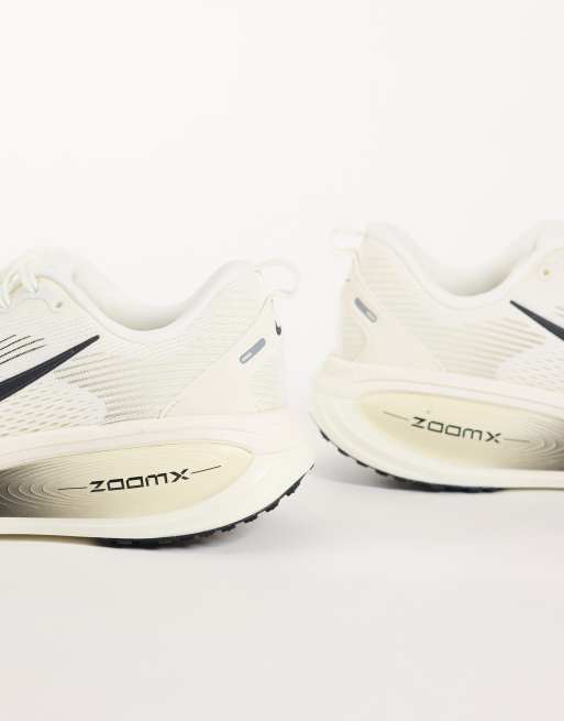 Nike Running Vomero 18 trainers in off white & black, 5 of 5