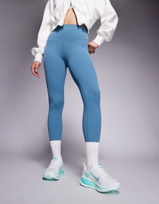 Nike Running Vomero 18 trainers in white and light blue, 5 of 5
