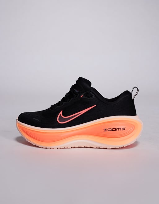 Nike Running - Vomero Plus - Baskets - Noir et rouge, 2 de 5