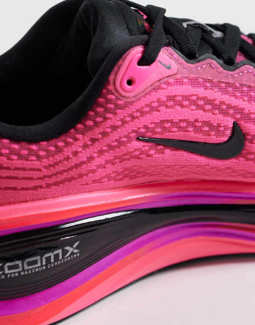 Nike Running Vomero Plus buty sportowe w kolorze czarnym i różowym, 3 z 5