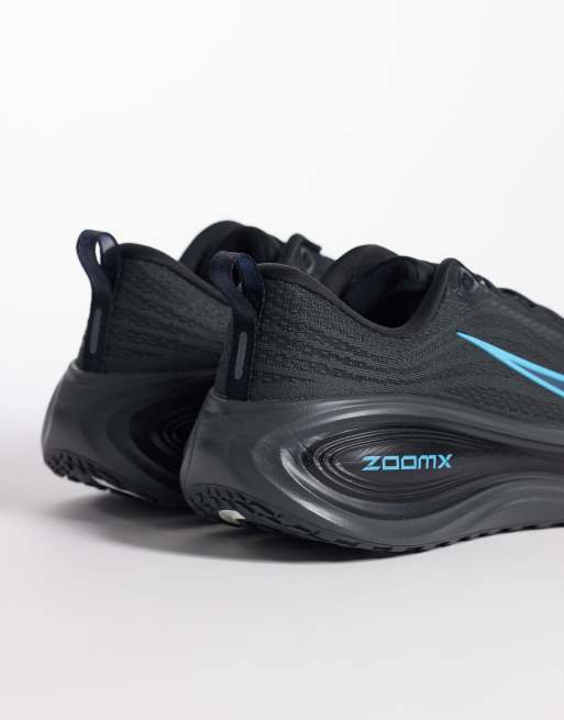 Nike Running Vomero Plus sneakers i sort og blå, 3 af 5