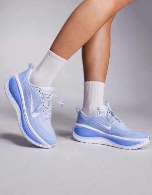 Nike Vomero Plus Running Shoe In Blue